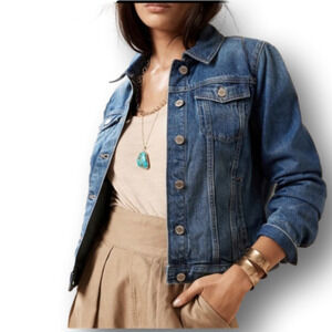 Banana Republic Denim Jacket. Dark wash.